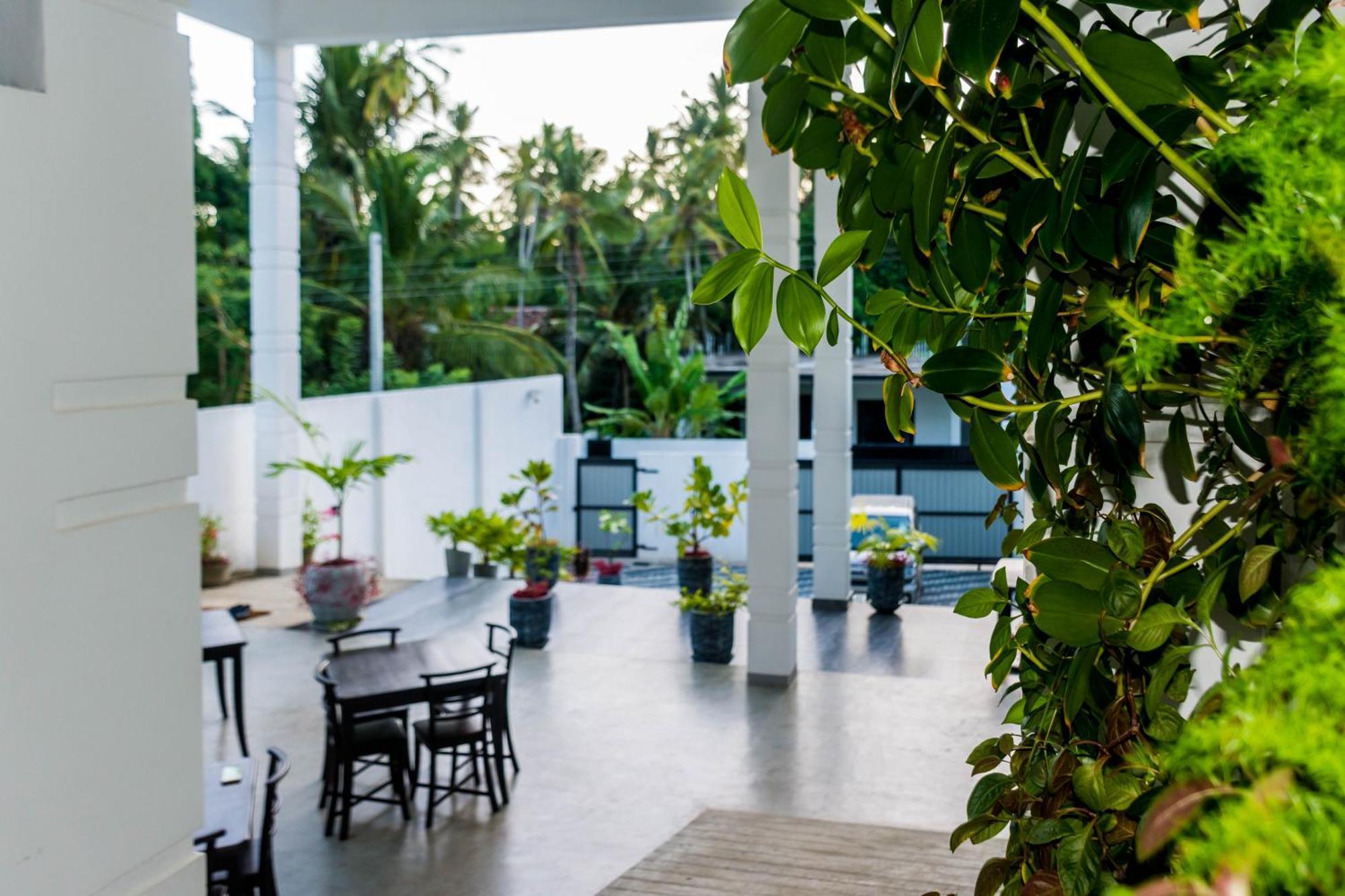 Hotel Zodiak Tangalle Exterior foto